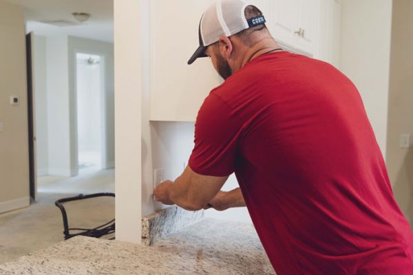 Meeks Electrician making residential home repairs